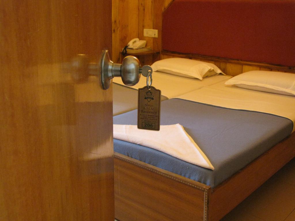 Hotel O Shree Amm Residency بنغالور الغرفة الصورة